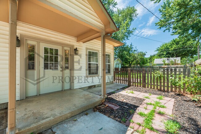 Foto del edificio - 1901 S Spruce St