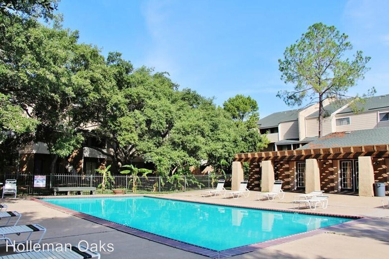 Foto principal - 1501 Holleman Dr
