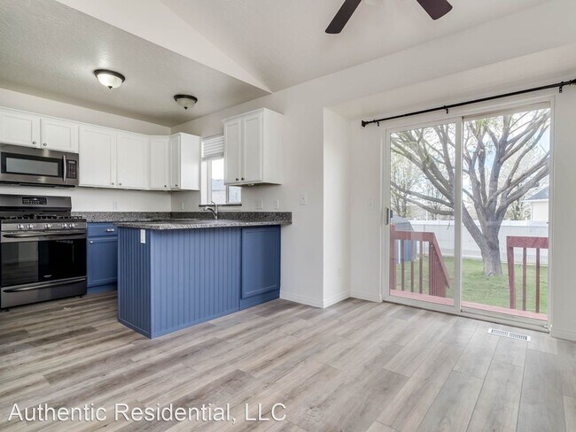 Building Photo - 5 br, 3 bath House - 1838 S Dahl Ln