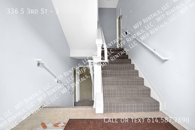 Building Photo - 336 S 3rd St