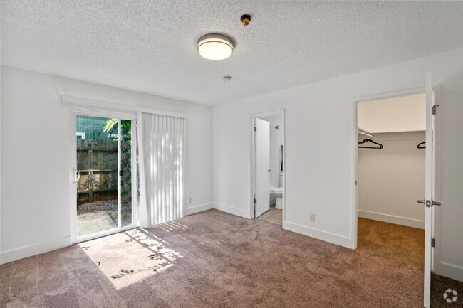 Bedroom - The Grove Apartments