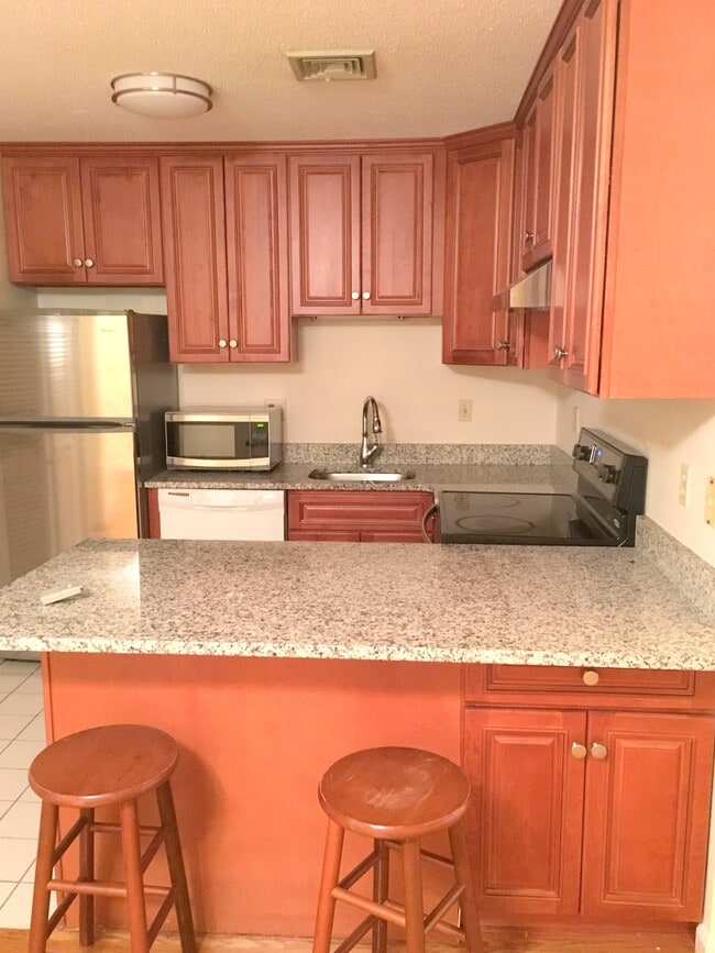 Foto del edificio - 620 Boston Ave