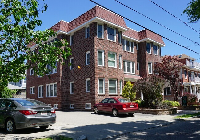 Foto del edificio - 132 Elton St