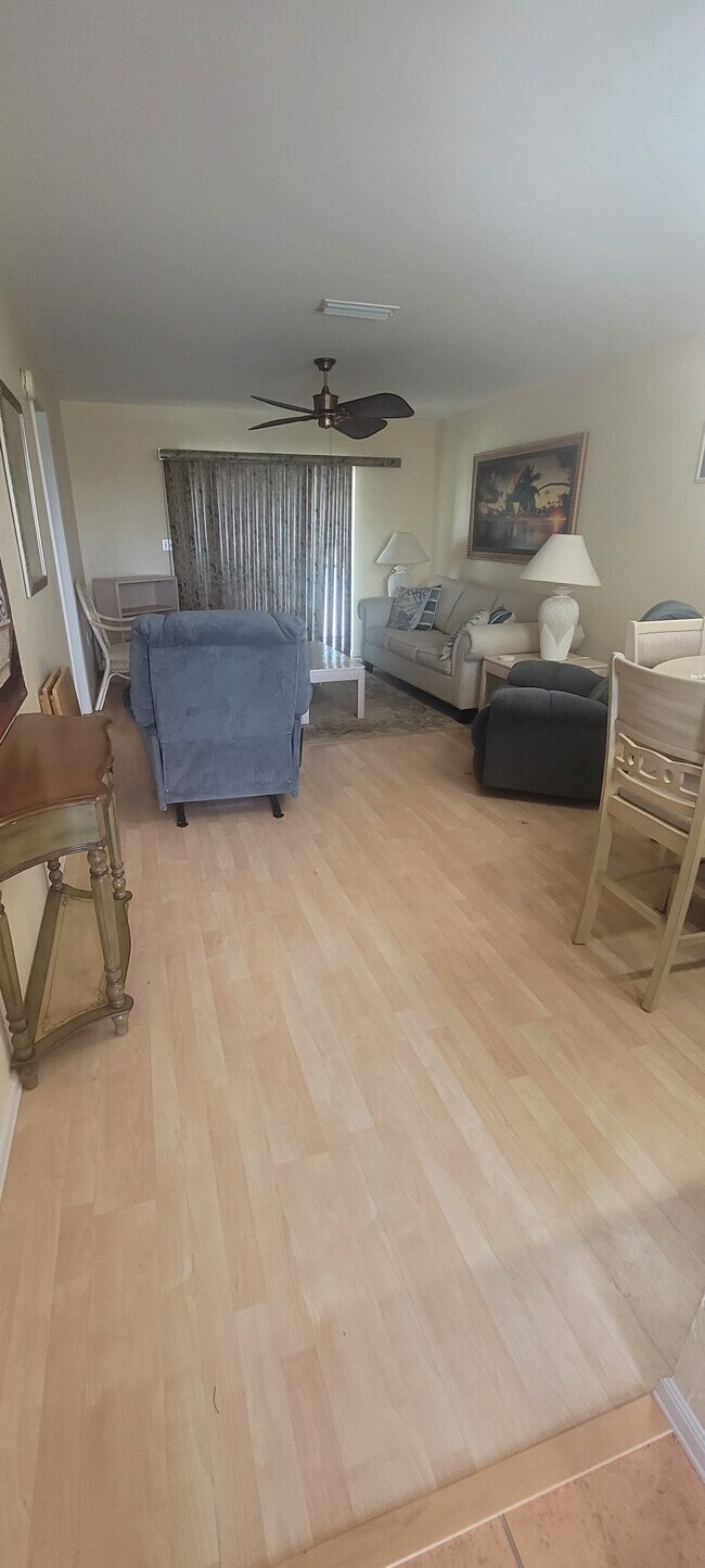 Living Room - 25225 Rampart Blvd