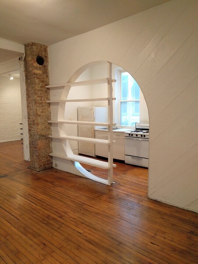 Foto del edificio - 812 W 19th St