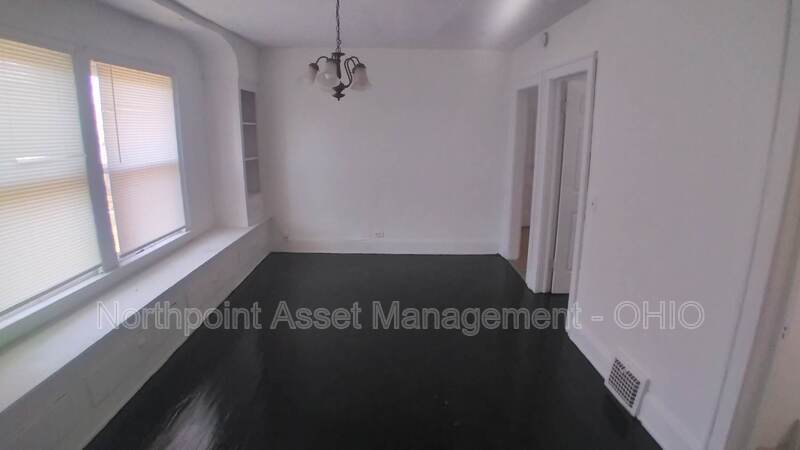 Foto del edificio - 883 Alhambra Rd