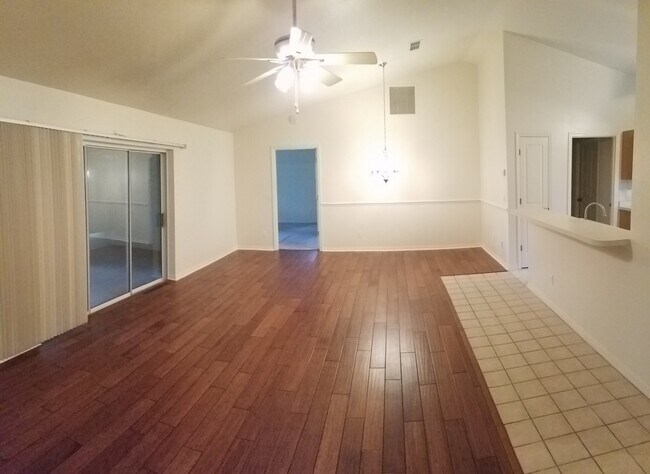 Foto del edificio - 5290 SW 89th Pl