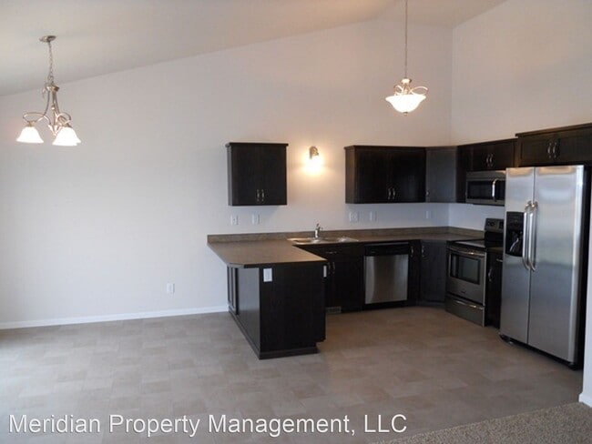 Building Photo - 3 br, 3 bath House - 6080 55th Ave S