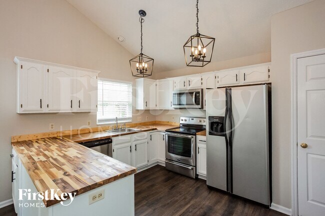 Foto del edificio - 9466 Fairview Pkwy