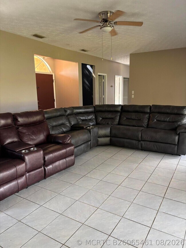 Foto del edificio - 3710 Promenade Way