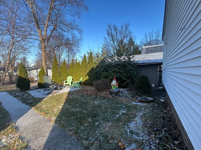 Building Photo - $1,800 | 2 Bedroom, 1 Bathroom Home | No Pets Allowed | Available for August 14th, 2026 Move In!