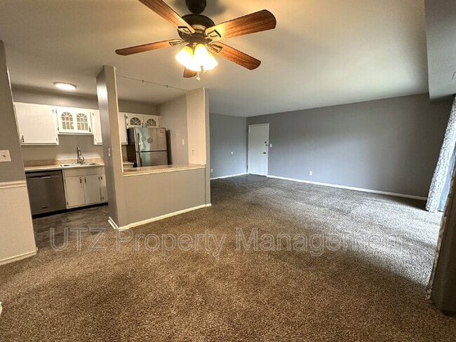 Building Photo - 205 Erin Way