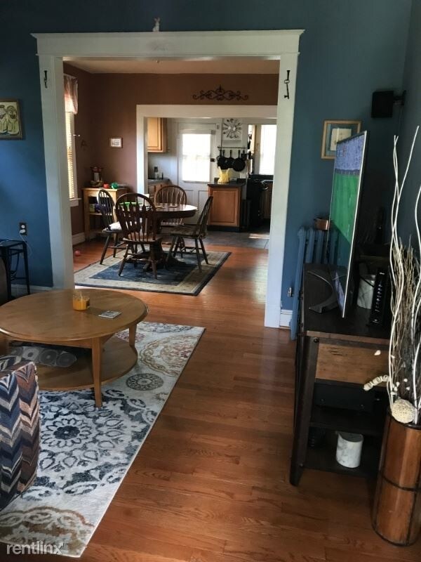 Building Photo - 4 br, 2 bath House - 2903 Glenmore Ave