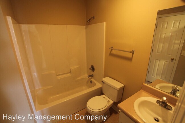Building Photo - 3 br, 3 bath House - 1965 Panda Court