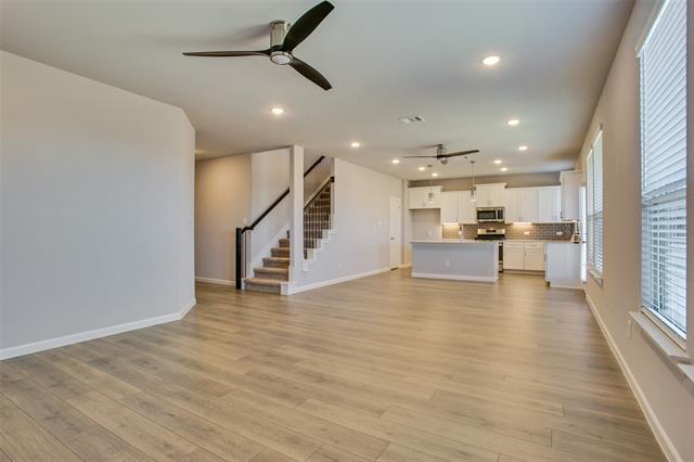 Foto del edificio - 5450 Ridgeway Dr