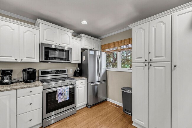 Foto del edificio - 1161 Summer Wind Ln