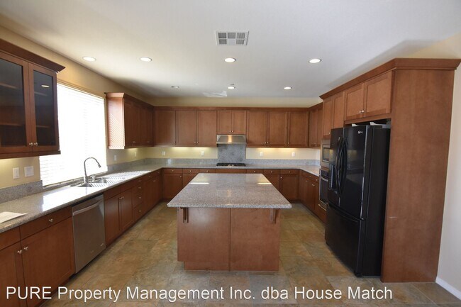 Building Photo - 4 br, 4 bath House - 34715 Meadow Willow St