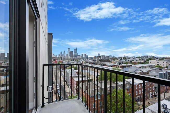 Interior Photo - The Lyle on Broad