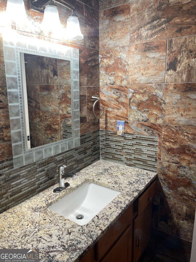 Foto del edificio - 407 Northdale Ct