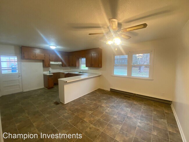 Building Photo - 3 br, 1.5 bath House - 107 Leslie Drive