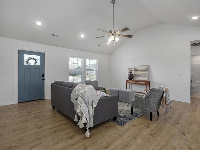 Building Photo - What a beautiful 3-bedroom, 2-bathroom hom...