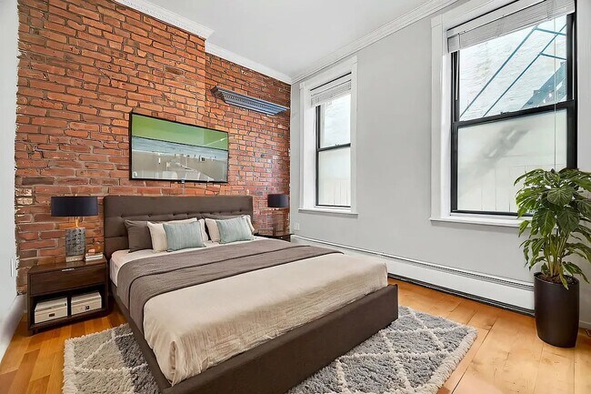 Foto del edificio - 410 E 13th St