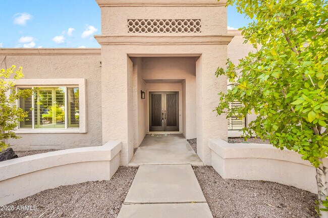 Foto del edificio - 10224 N 82nd St