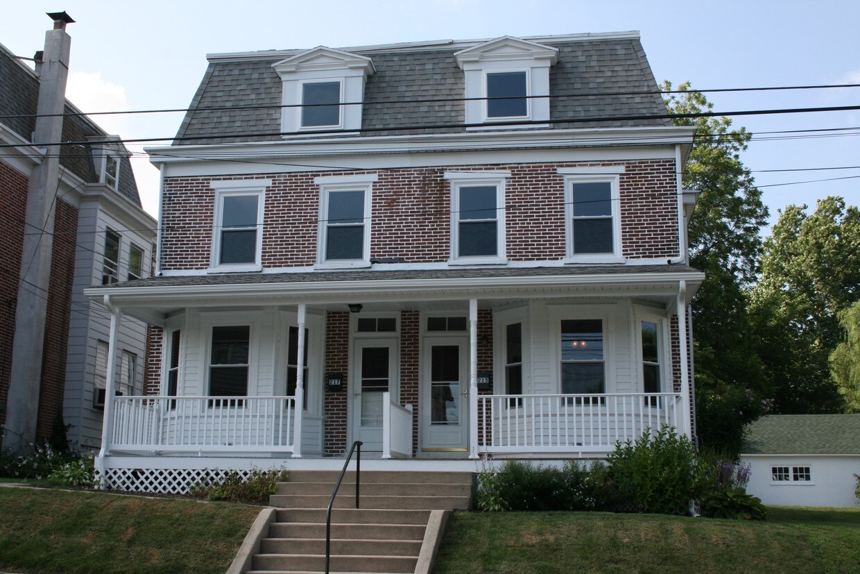 215 Magnolia St, Square, PA 19348 House Rental in