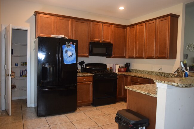 Foto del edificio - 10 Wyndham Dr