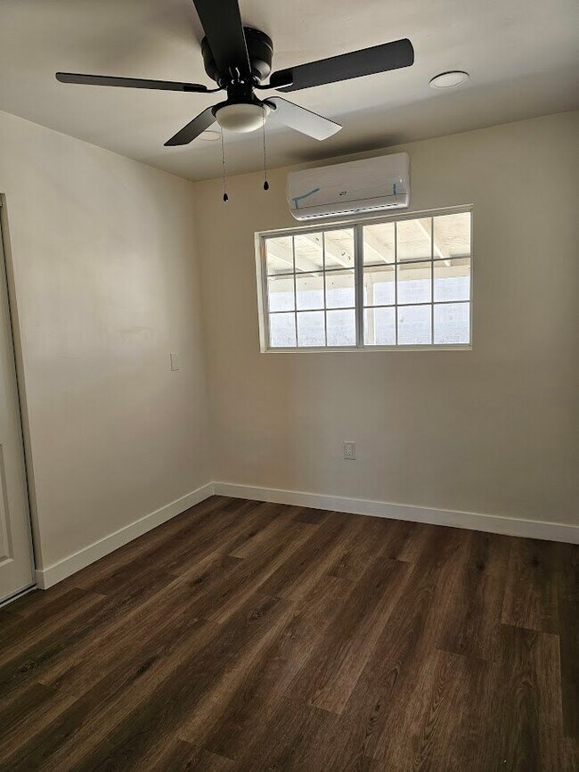 Foto del edificio - 873 Riverlawn Ave