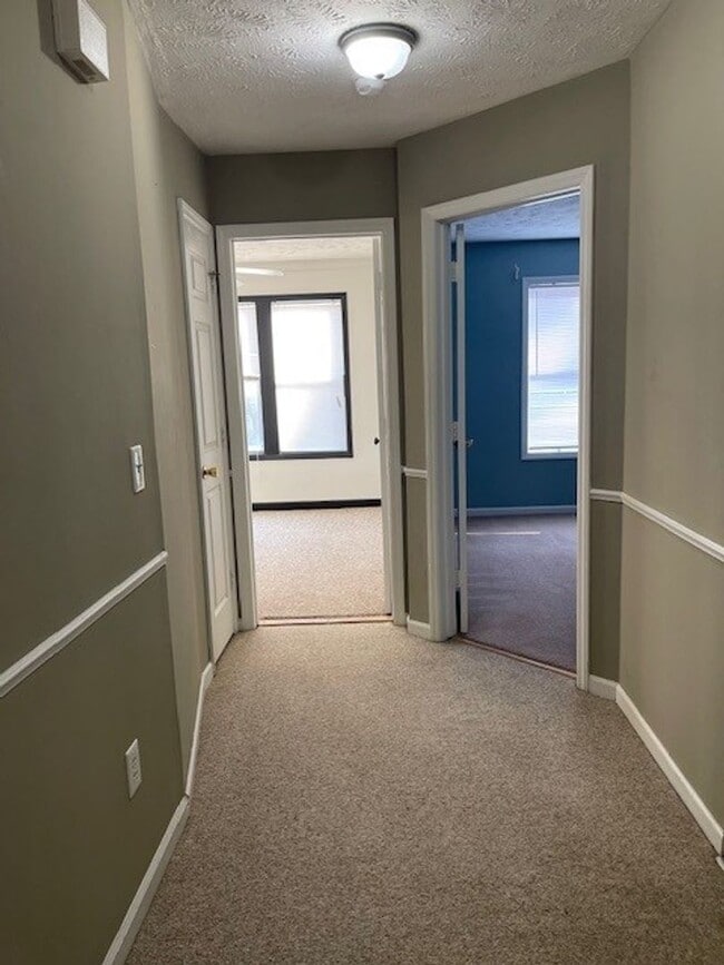 Foto del edificio - 6800-6 Willowbrook Blv