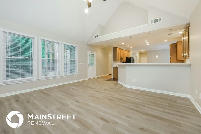 Building Photo - 99 Carolinas Way