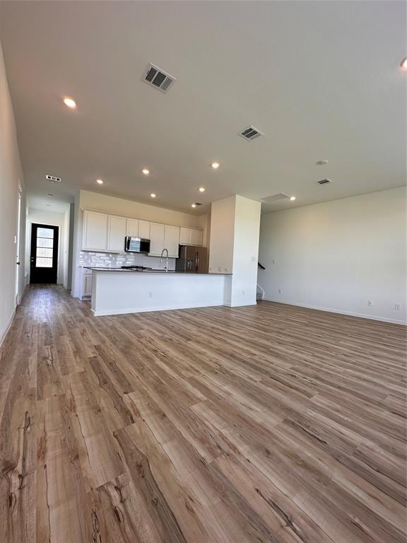 Foto del edificio - 5518 Amber Brook Ln