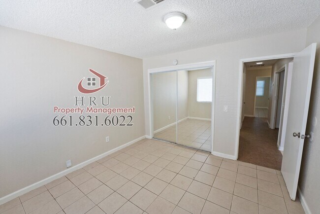 Foto del edificio - 2901 S Chester Ave