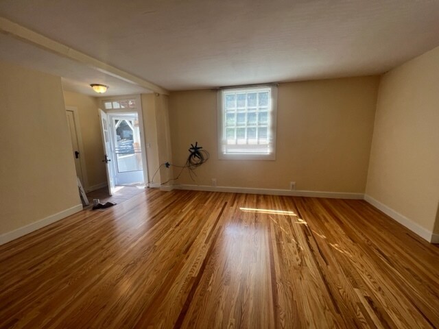 Primary Photo - 321 Paloma Ave