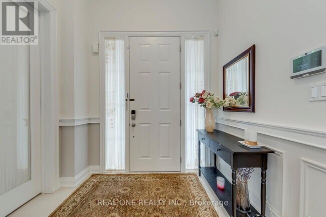 Photo du bâtiment - 1103 John Laird Cir