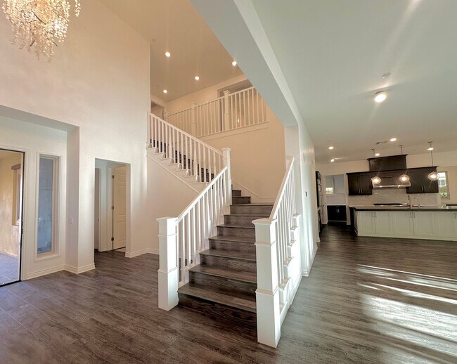 Building Photo - Luxury Estate in Exclusive Gated Community of Orchard Hills