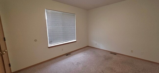 Building Photo - Brook 3760/3762