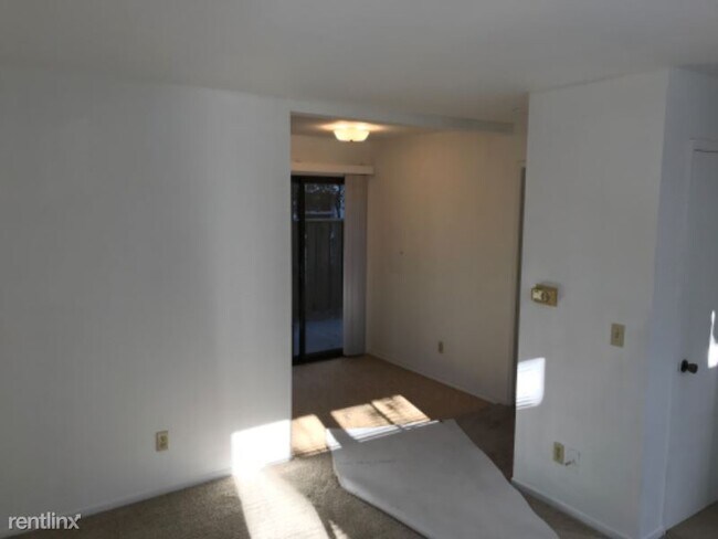 Building Photo - 1 br, 1 bath Apartment - 209 W Cota St