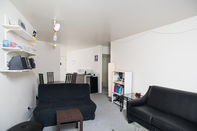 Living Room - 406 Packard Apartments