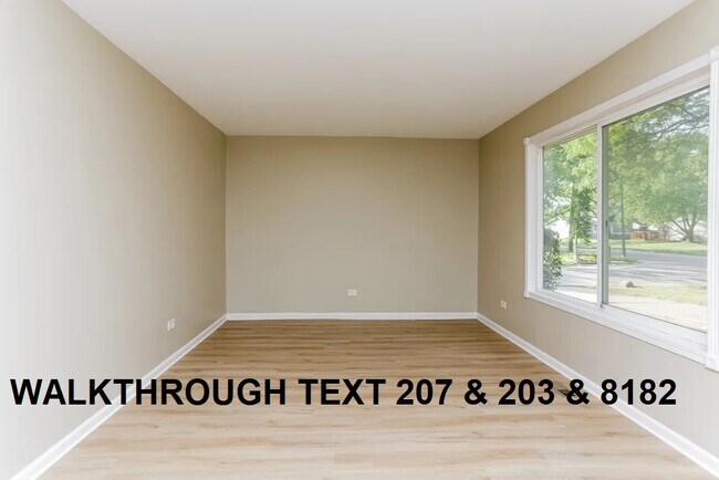 Foto del edificio - 1029 Surrey Ct