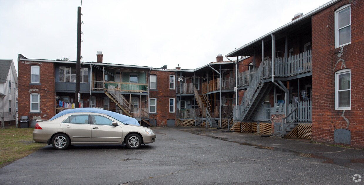 Building Photo - 1295-1301 Dwight St