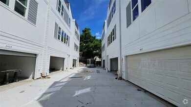 Building Photo - 3405 St Emanuel St