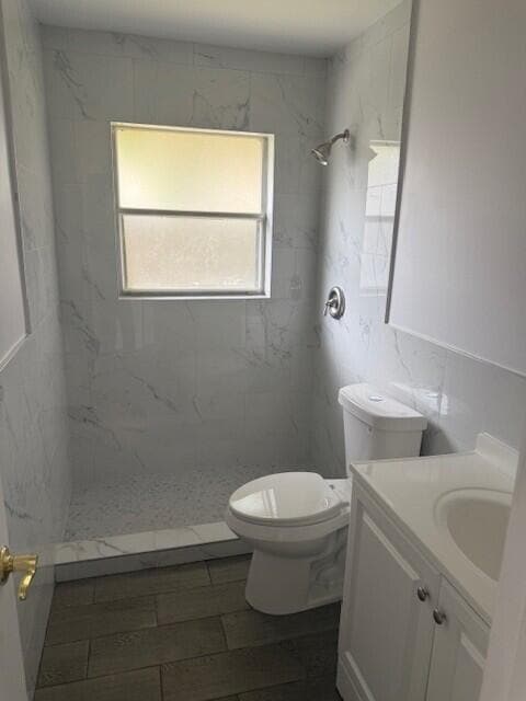 Building Photo - 1384 Riverside Cir