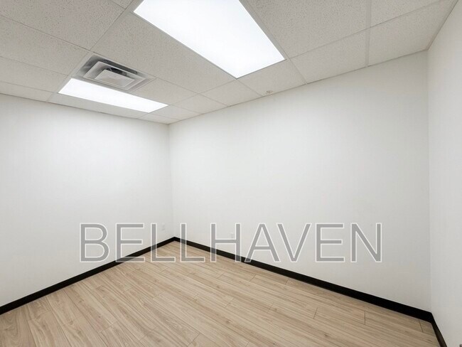 Foto del edificio - 134 W Main St