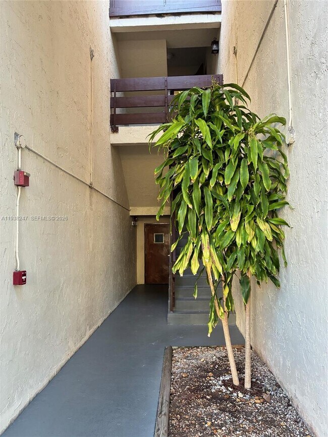 Foto del edificio - 9040 SW 125th Ave