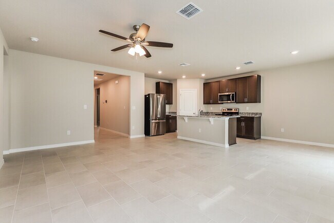Foto del edificio - 38955 Harlow Rose Dr
