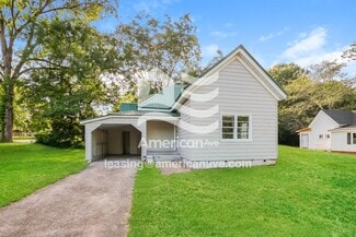 Building Photo - 818 Truitt Ave