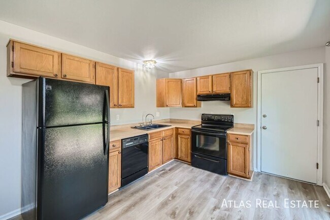 Foto del edificio - 14355 E Harvard Ave