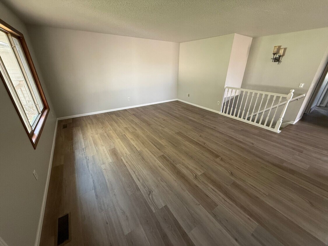 Foto principal - Twin Home For Rent